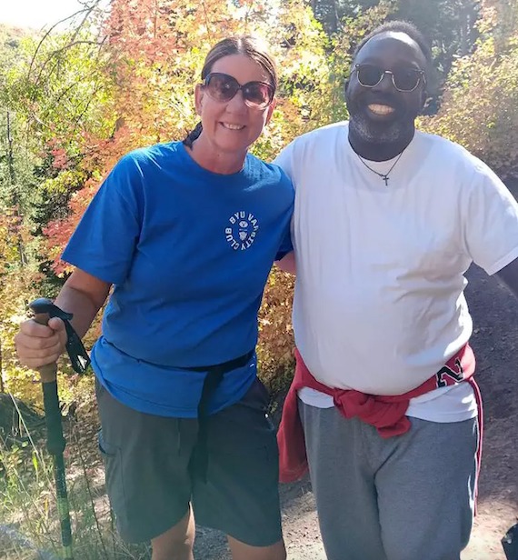 Cette femme fait don d'un rein à un inconnu qu'elle a rencontré en